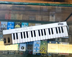 IK Multimedia iRig Keys