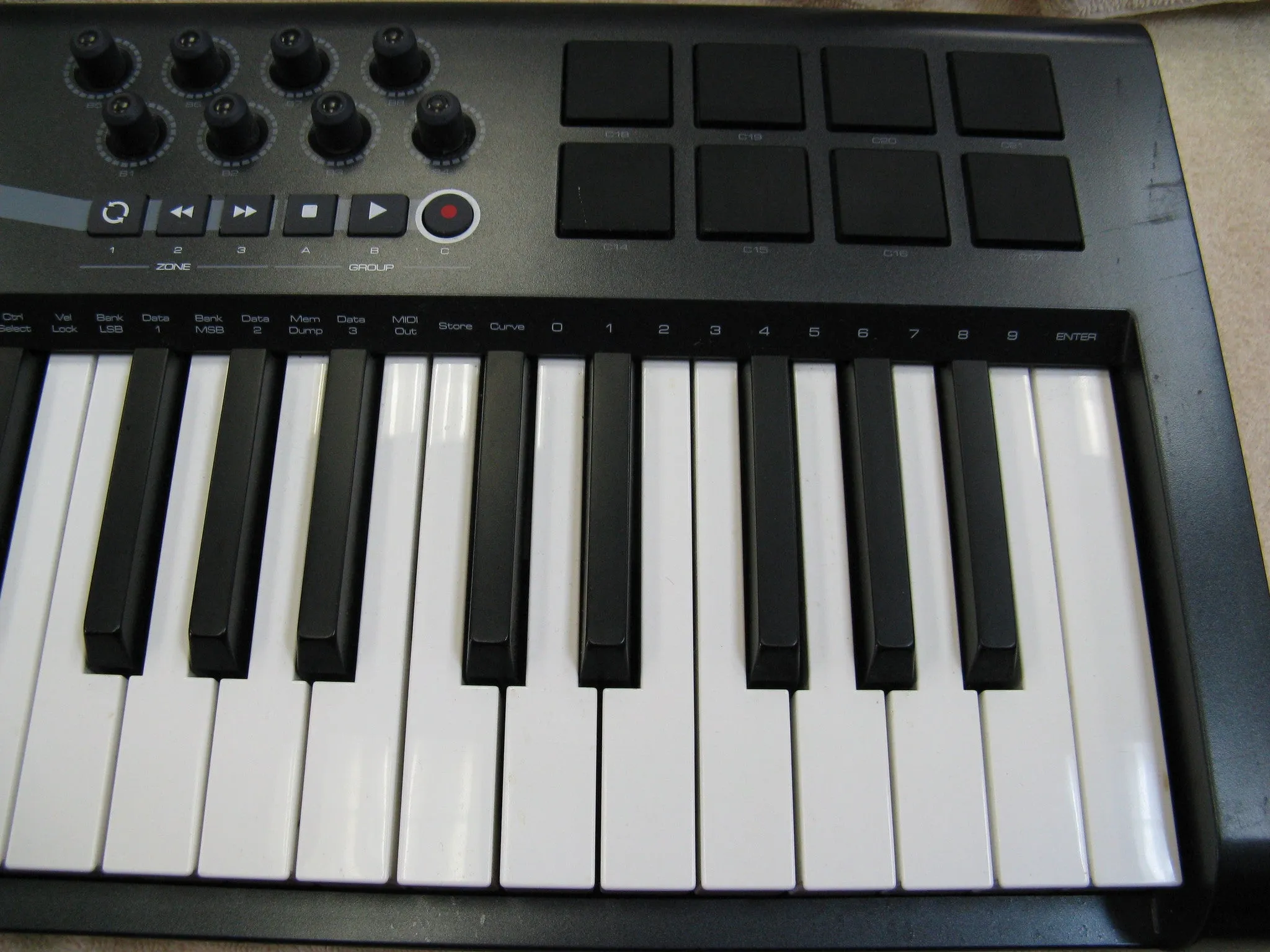 M-Audio Axiom 25 USB MIDI Controller