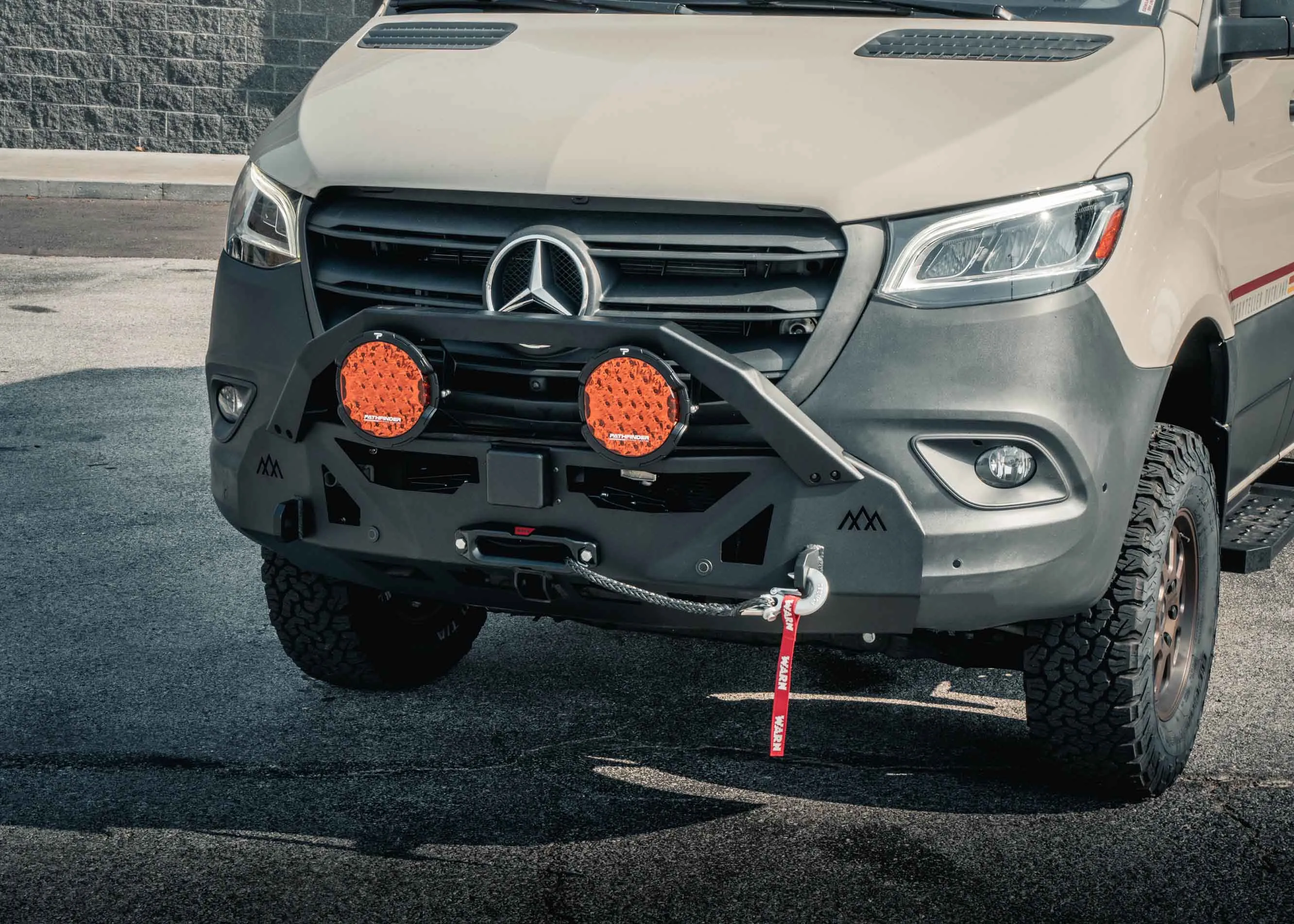 Mercedes Sprinter (2019 ) Scout Front Bumper