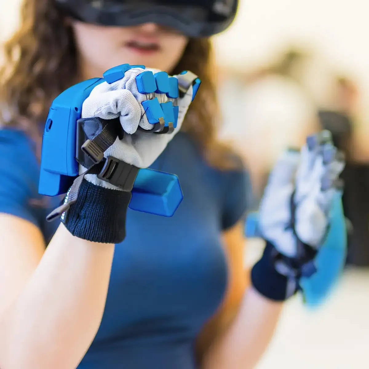 SenseGlove Nova Blue | Haptic Virtual Reality Gloves