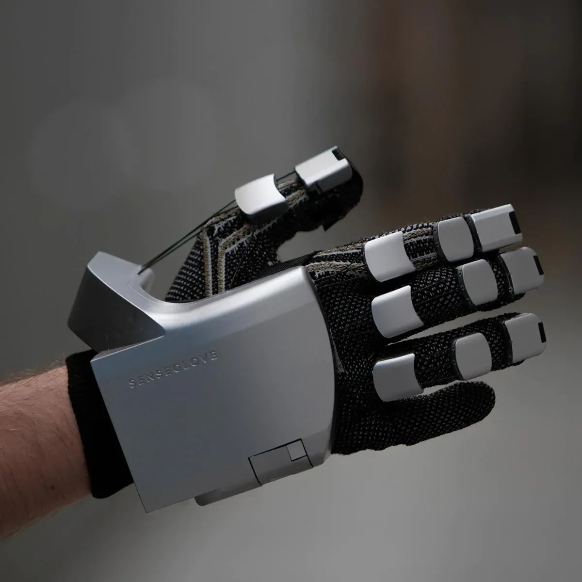 SenseGlove Nova Blue | Haptic Virtual Reality Gloves